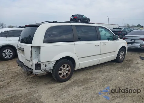 2010 Chrysler Town & Country Touring Plus из США, поврежденный, VIN 2A4RR8DX3AR435146